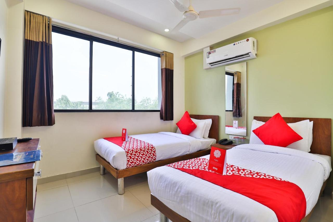 Hotel Oyo 15417 Red Rose Watuwa Exteriér fotografie