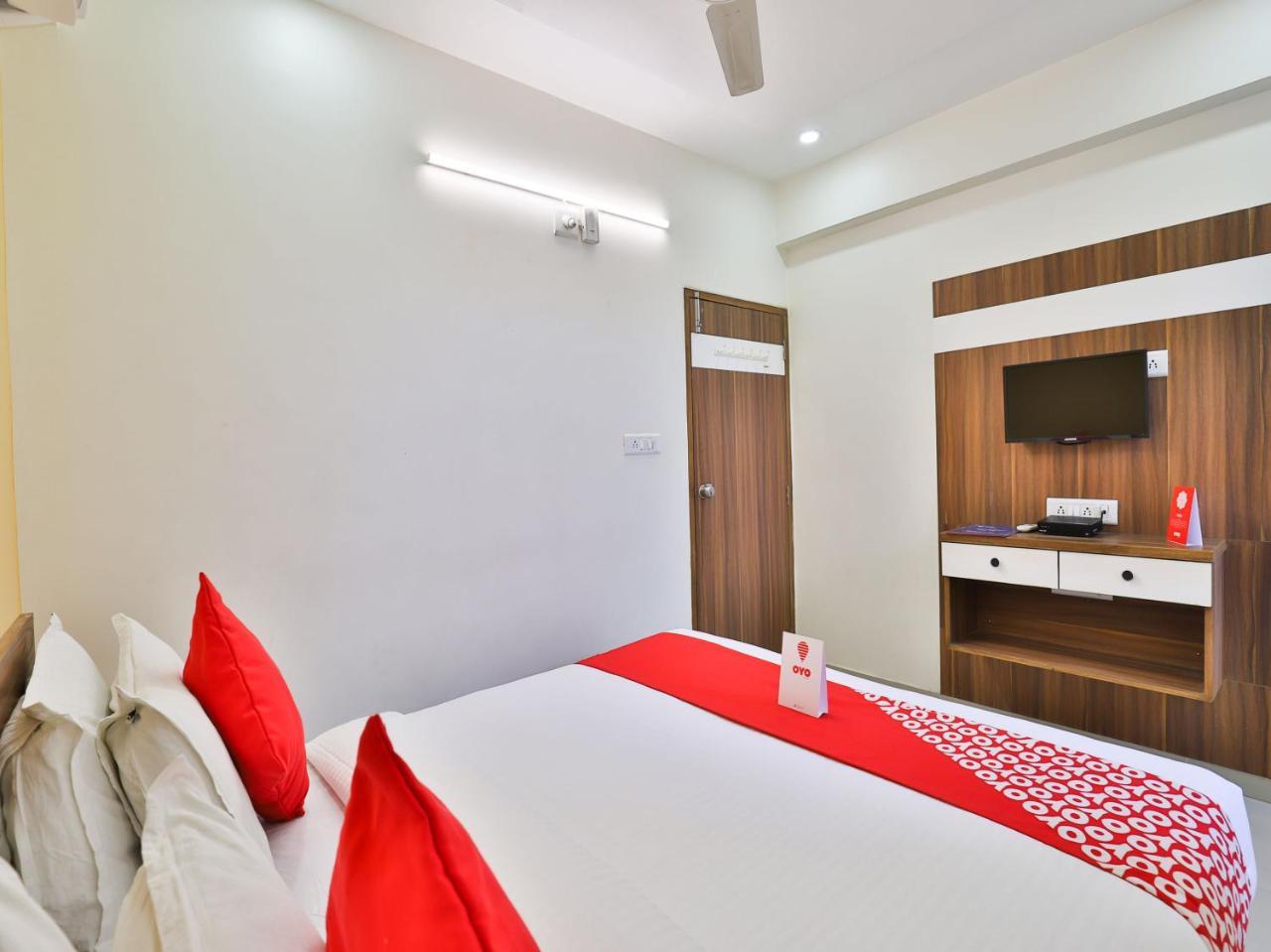 Hotel Oyo 15417 Red Rose Watuwa Exteriér fotografie